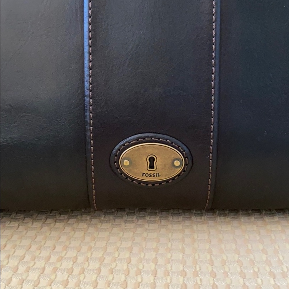 NWT! Black leather Fossil VRI Top Zip Handbag - Picture 4 of 6